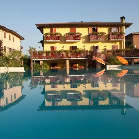 Hotell Romantic