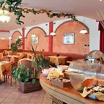 Romantic Hotel 3*