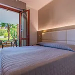 Romantic 3* Cavaion Veronese