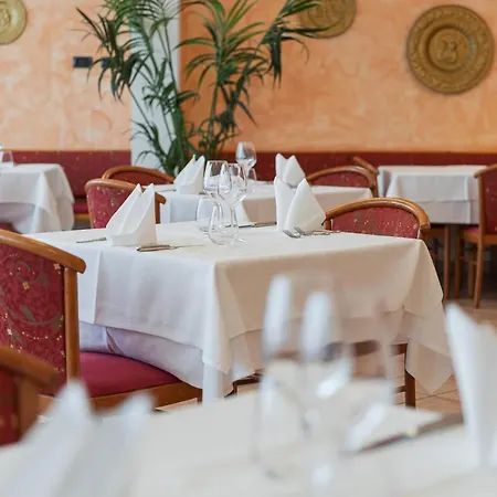 Romantic Hotel 3*