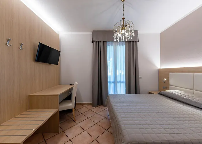 Romantic Cavaion Veronese