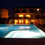 Romantic 3*