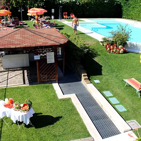 Romantic 3*