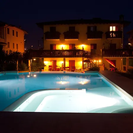 Romantic 3*