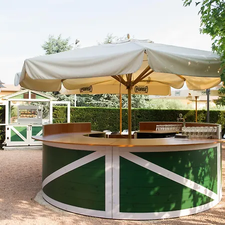 Romantic Cavaion Veronese