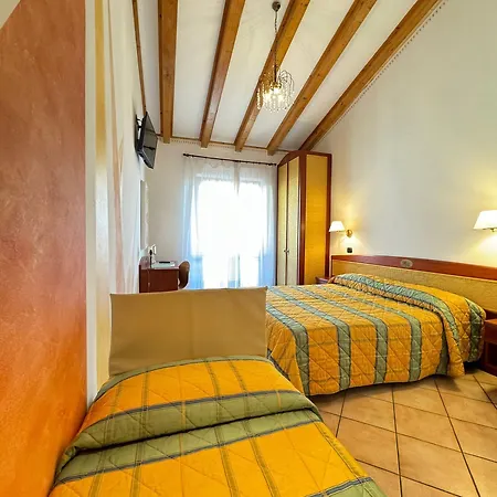 Romantic Otel Cavaion Veronese