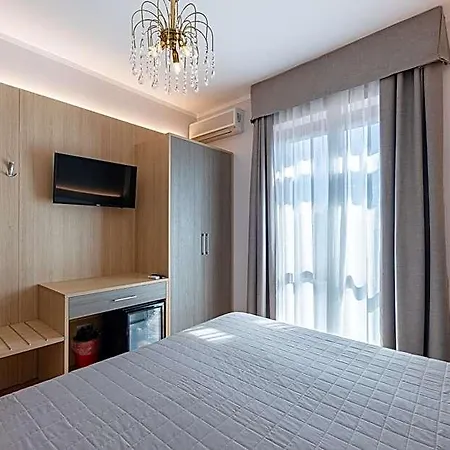 Romantic 3* Cavaion Veronese