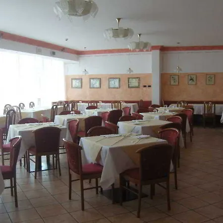 Romantic 3*