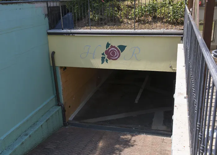 Romantic Cavaion Veronese